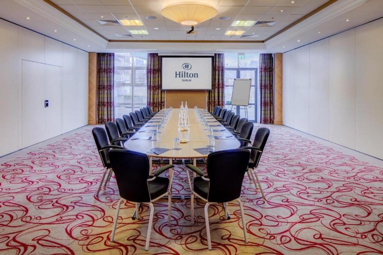 Отель Hilton Дублин Экстерьер фото