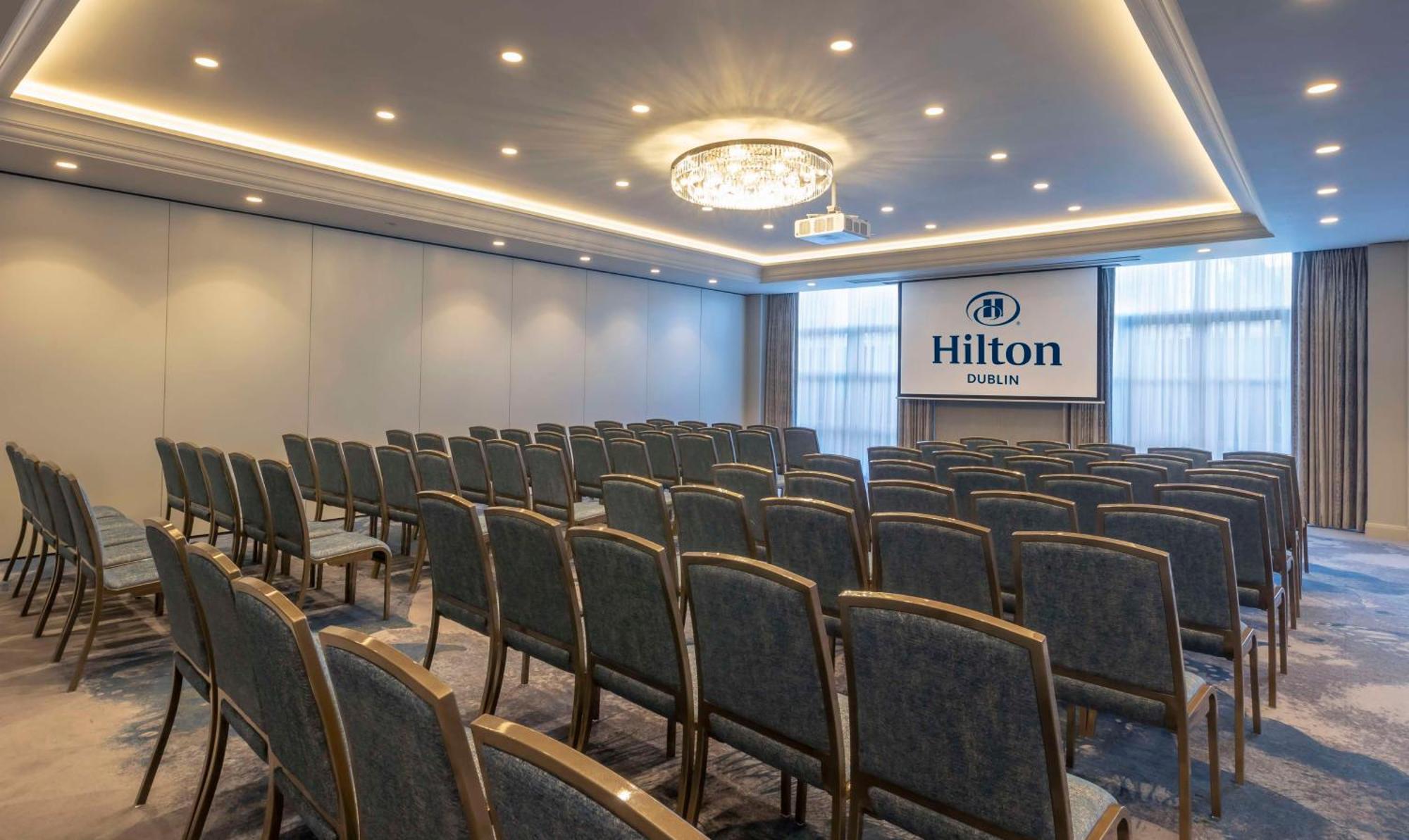 Отель Hilton Дублин Экстерьер фото
