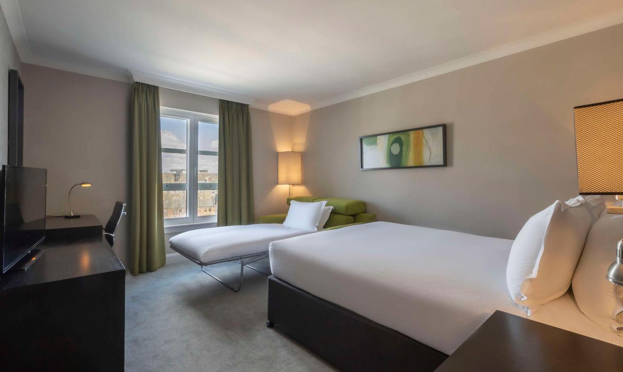 Отель Hilton Дублин Экстерьер фото