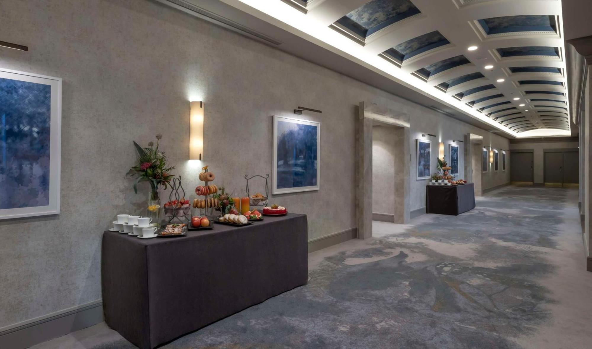 Отель Hilton Дублин Экстерьер фото